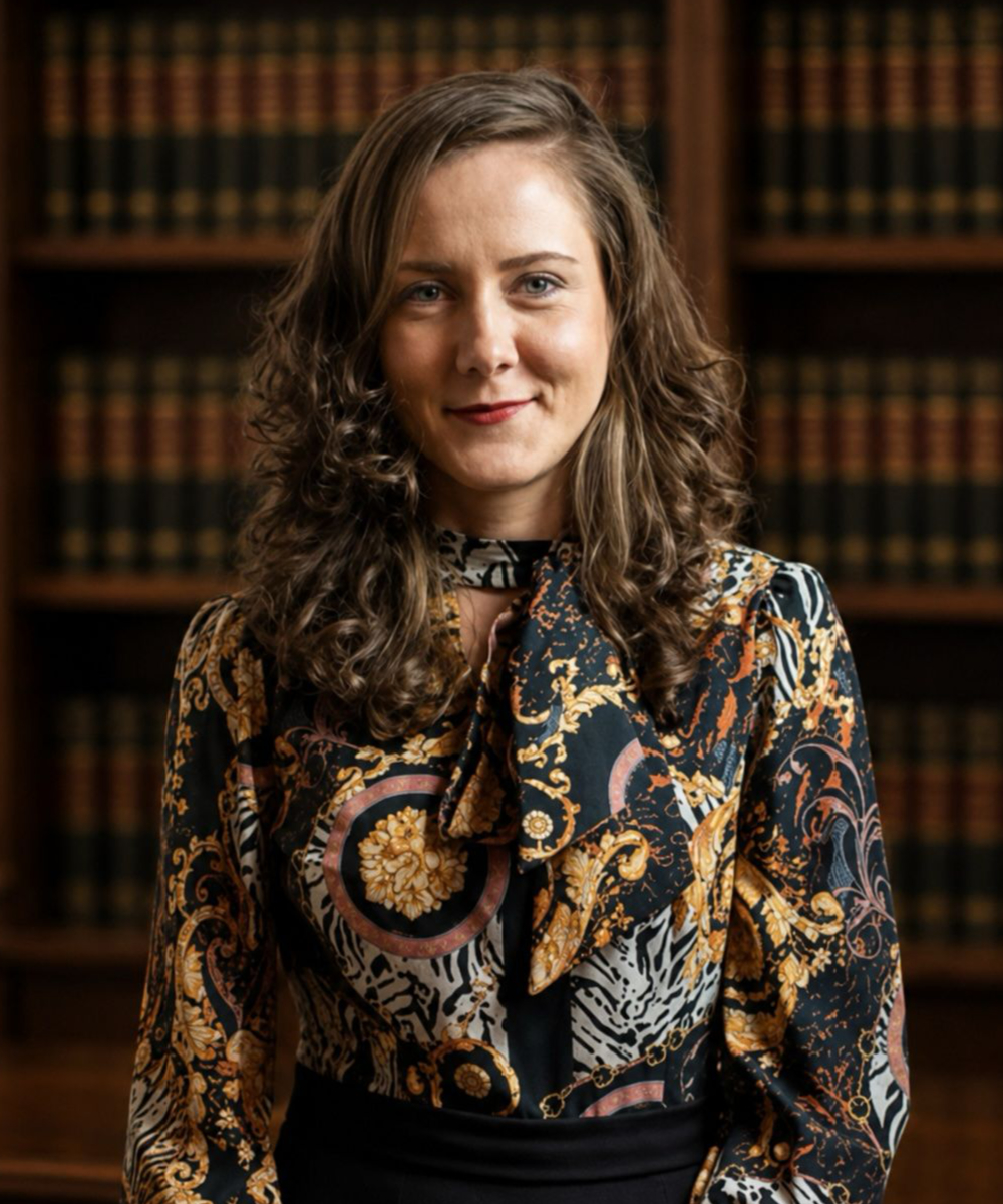 Andreea Ancuțescu, Avocat, Manea & Asociații